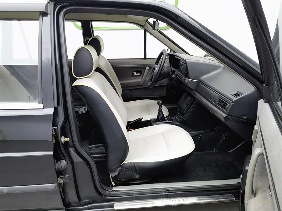 Volkswagen Santana Classic 2010 #24 Volkswagen Santana Classic 2010 صورة سيارة #24