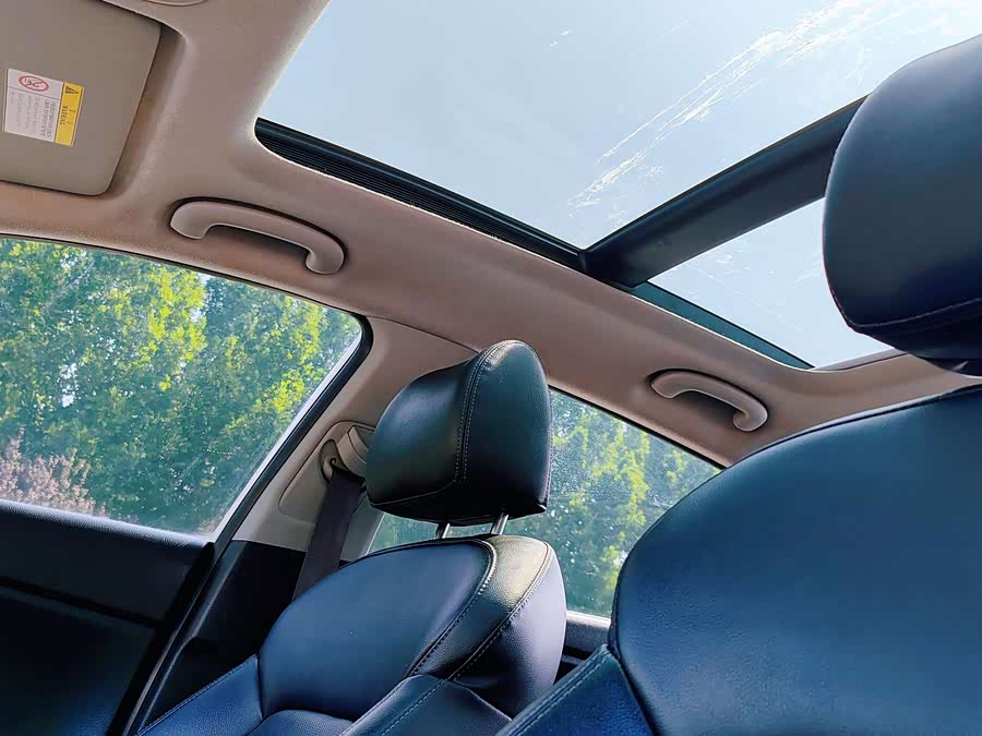 起亚 起亚K4 2014 汽车图片 #24