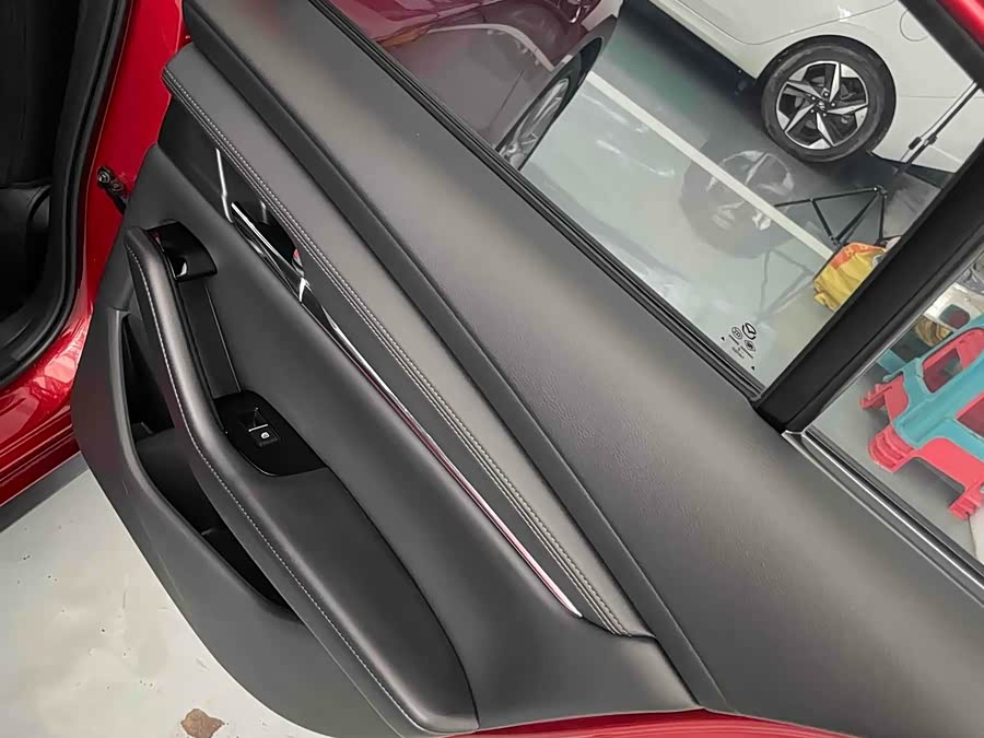 Mazda 3 Axela 2022 immagine di auto #24