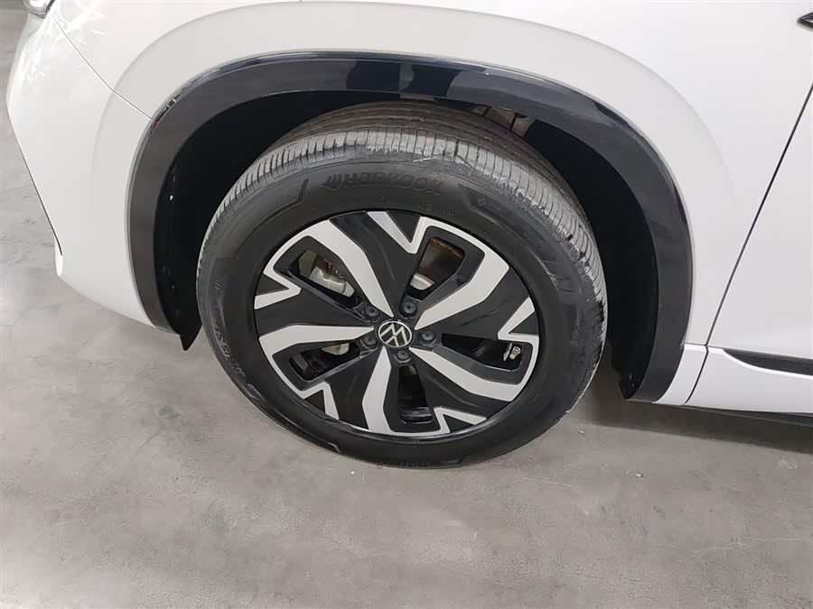 Volkswagen Tayron GTE 2023 car image #24