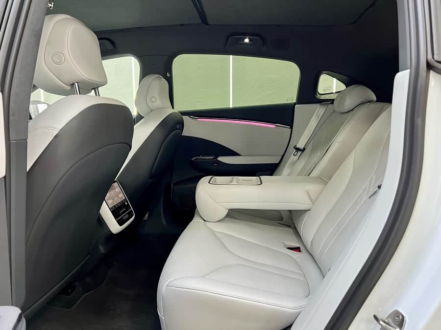 Xpeng G7 2025 immagine di auto #24