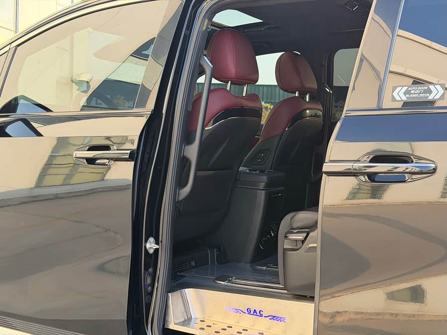 GAC Trumpchi M8 2023 #24 GAC Trumpchi M8 2023 car image #24