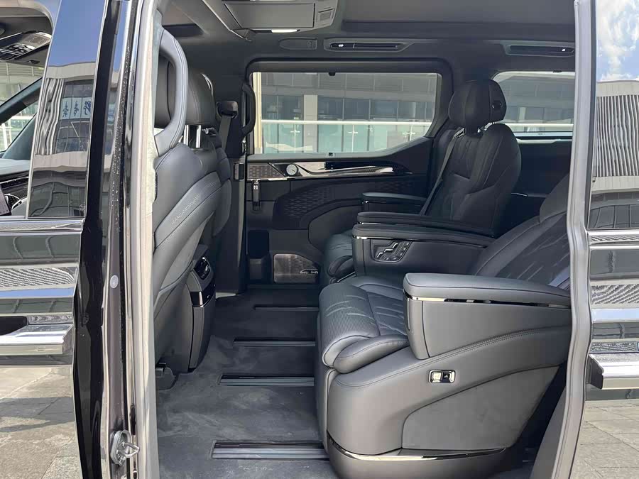 Volkswagen Phideon 2025 immagine di auto #24