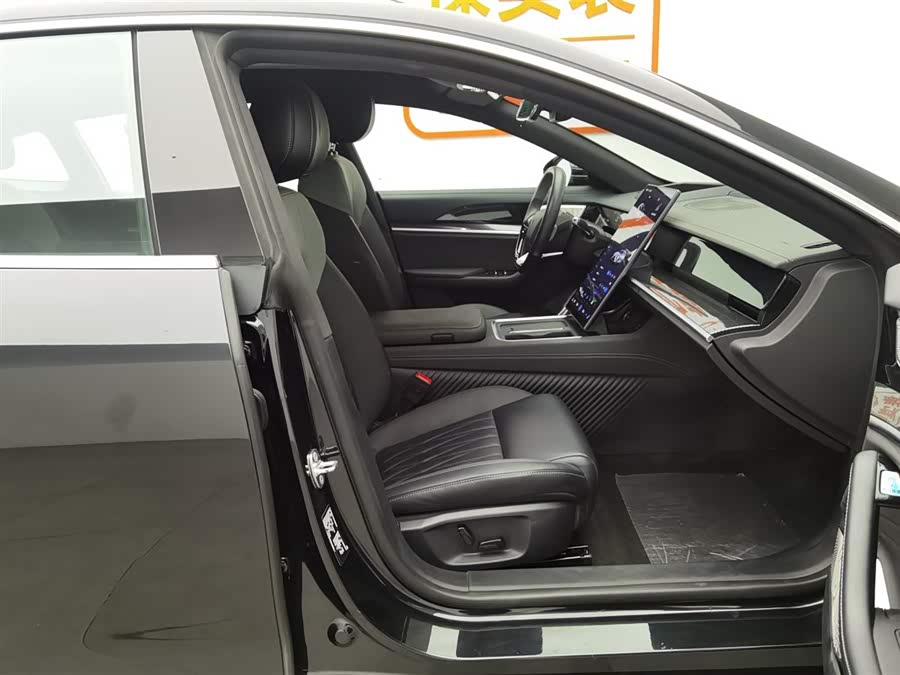 哪吒汽车 哪吒S猎装 2024 汽车图片 #24