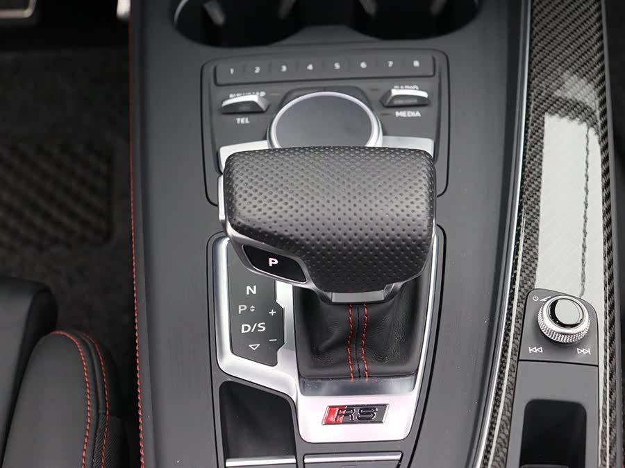 Audi RS 5 2020 car image #24