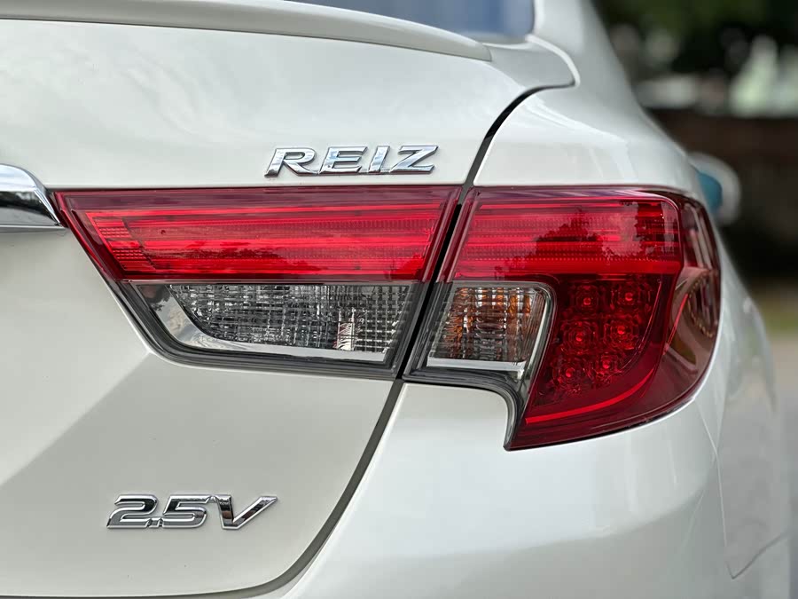 Toyota Reiz 2017 #24 Toyota Reiz 2017 immagine di auto #24