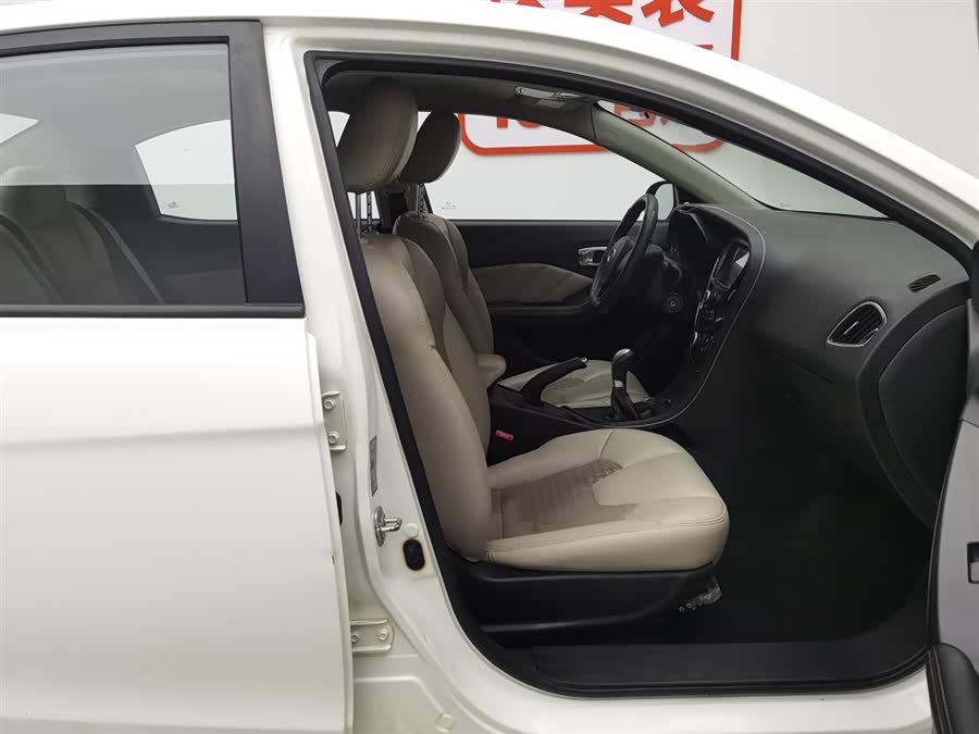 GAC Trumpchi GA3S 2017 imagem de carro #24