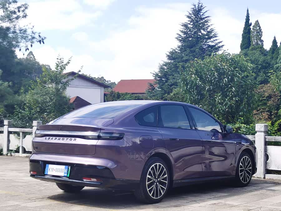 零跑汽车 零跑B01 2025 汽车图片 #24