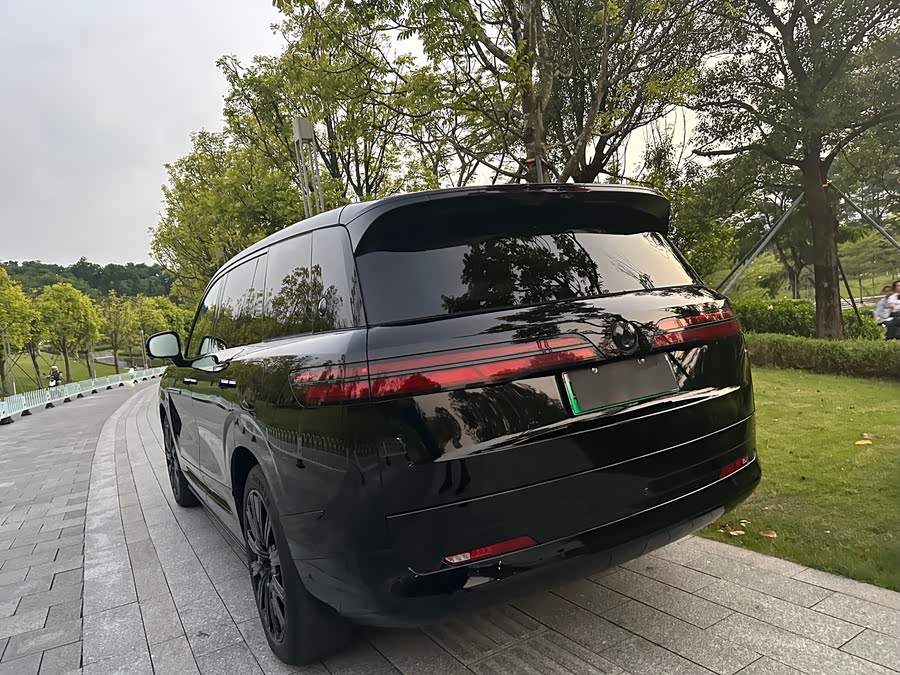 Denza N9 2025 #24 Denza N9 2025 car image #24