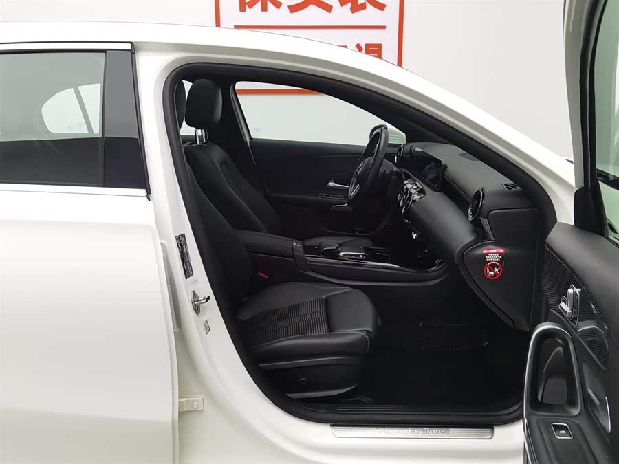 Mercedes-Benz A Class (Imported) 2020 #24 Mercedes-Benz A Class (Imported) 2020 car image #24