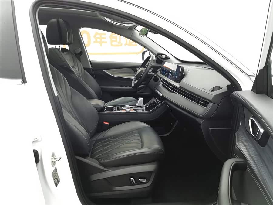 Chery Tiggo 8 Plus e+ 2022 car image #24