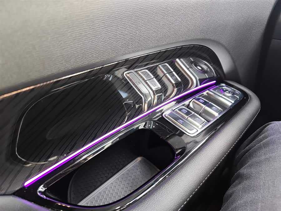 HongQi HS3 PHEV 2024 #24 HongQi HS3 PHEV 2024 car image #24