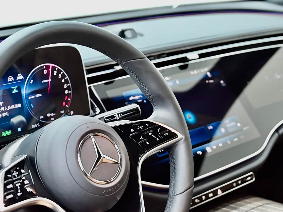 Mercedes-Benz E Class New Energy 2024 immagine di auto #24