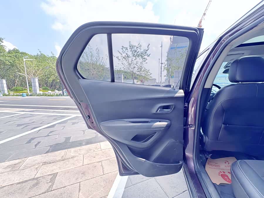 Chevrolet Tracker 2015 #24 Chevrolet Tracker 2015 immagine di auto #24