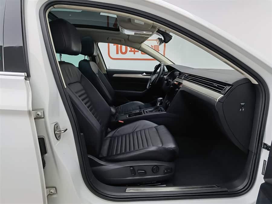 Volkswagen Variant New Energy 2019 صورة سيارة #24