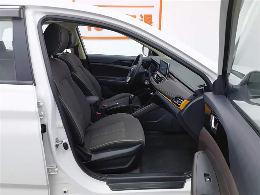 Changan Eado DT 2021 #24 Changan Eado DT 2021 car image #24