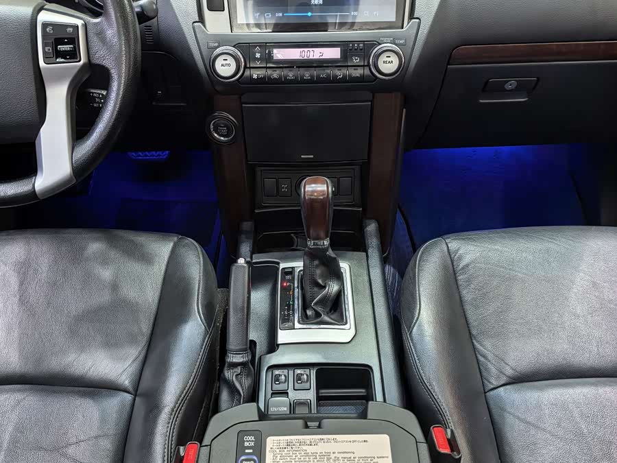 Toyota Land Cruiser Prado 2017 #24 Toyota Land Cruiser Prado 2017 car image #24