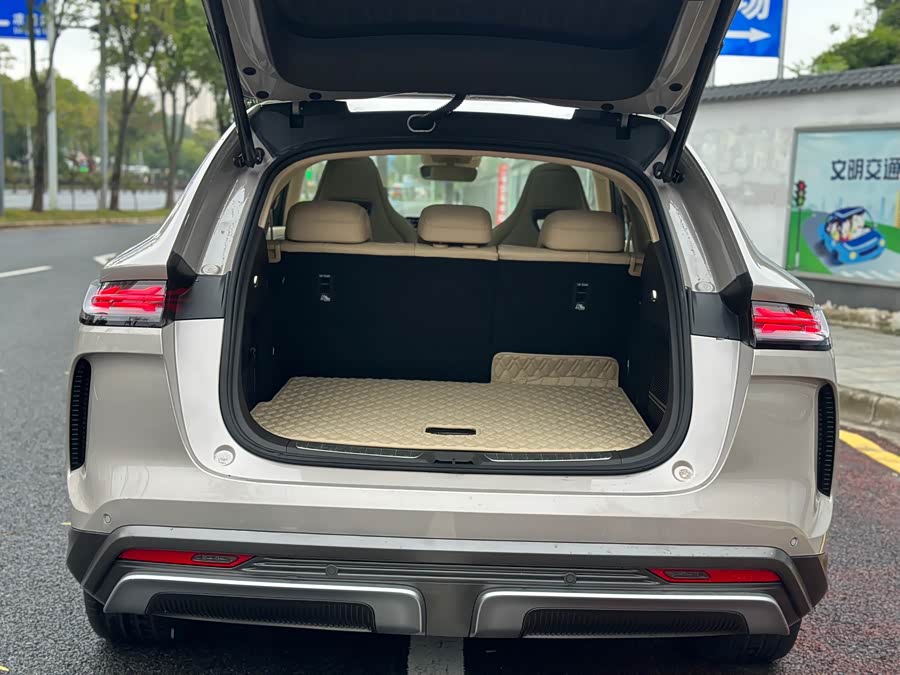 Denza N7 2023 صورة سيارة #24