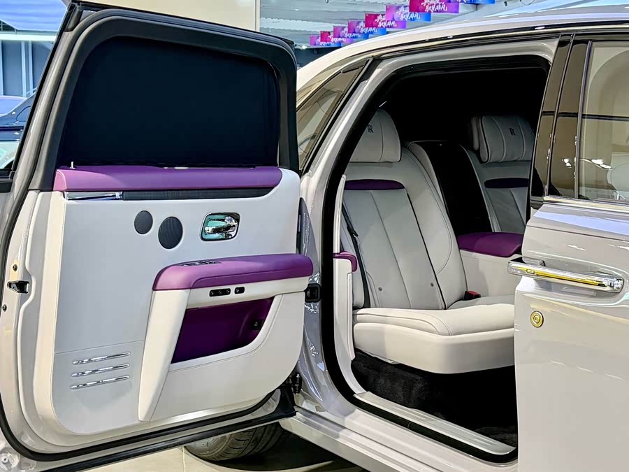 劳斯莱斯 古思特 2023 汽车图片 #24