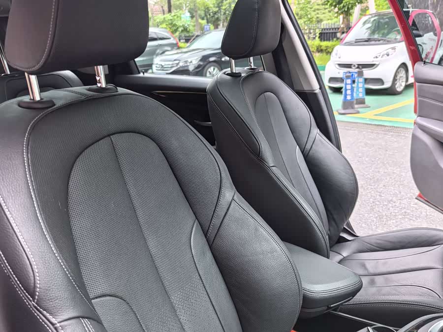 BMW 2 Series Tourer (Imported) 2014 immagine di auto #24