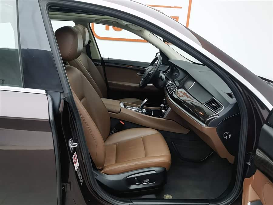 BMW 5 Series GT 2015 #24 BMW 5 Series GT 2015 immagine di auto #24