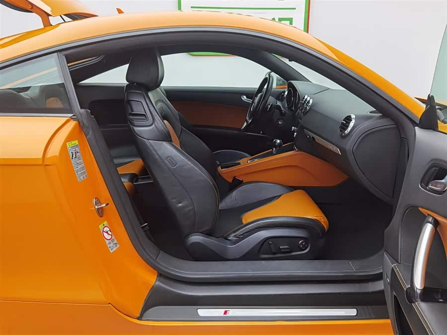 Audi TTS 2011 #24 Audi TTS 2011 car image #24