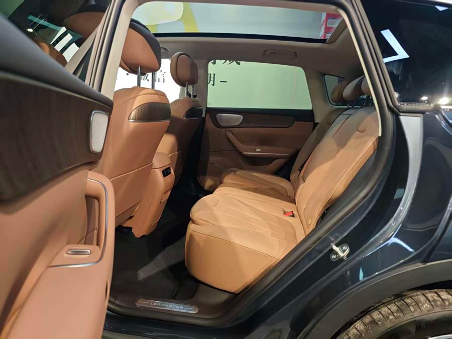 Leapmotor C11 2025 car image #24