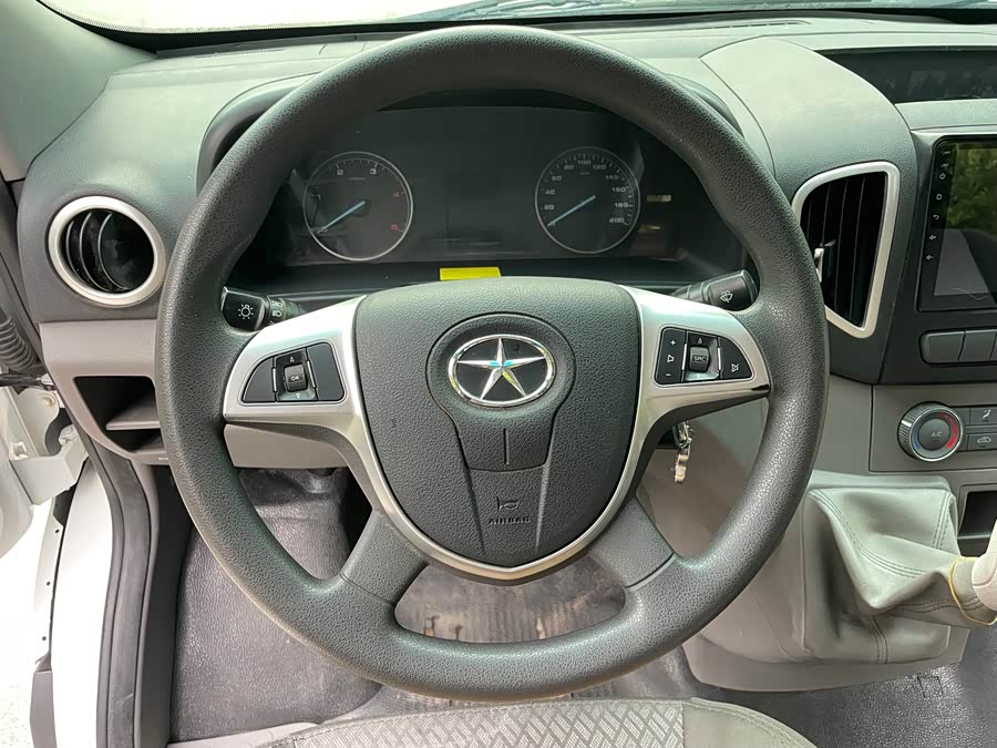 JAC 2023 #24 JAC 2023 imagen de coche #24