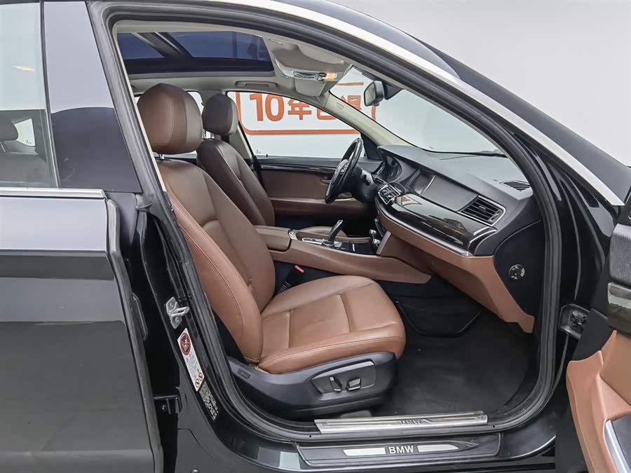 BMW 5 Series GT 2014 #24 BMW 5 Series GT 2014 immagine di auto #24