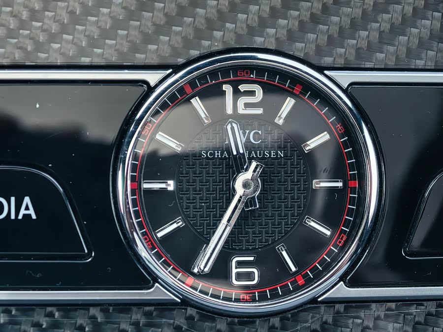 Mercedes-Benz E AMG 2020 صورة سيارة #24