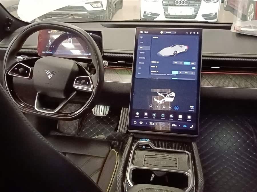 哪吒汽车 哪吒GT 2024 汽车图片 #24