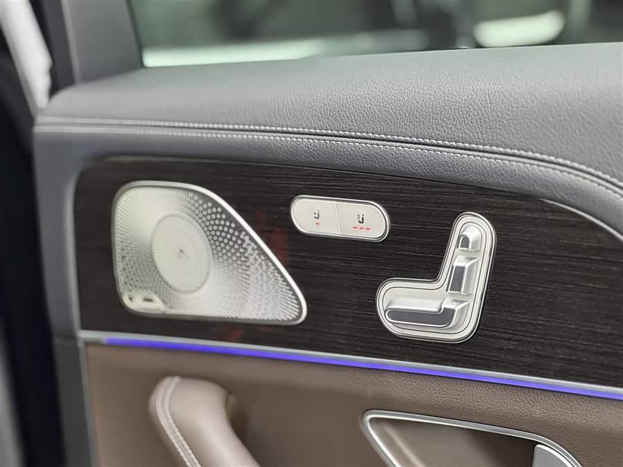 Mercedes-Benz GLS Class 2023 #24 Mercedes-Benz GLS Class 2023 car image #24