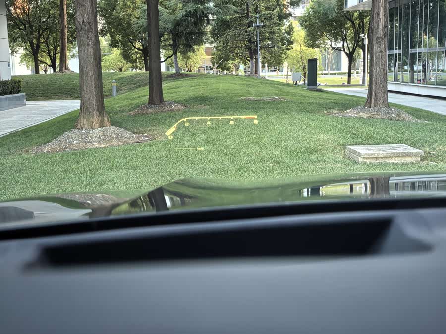 BMW X5 M 2022 car image #24