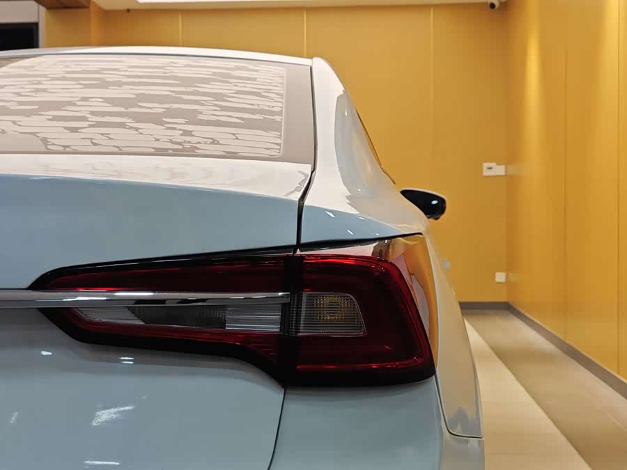 Roewe i5 2020 car image #24