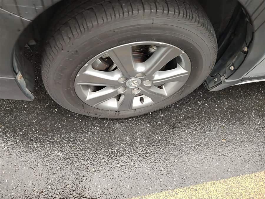 Toyota Reiz 2017 immagine di auto #24