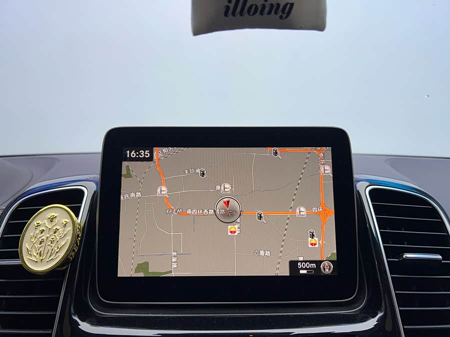 Mercedes-Benz GLS Class 2018 immagine di auto #24