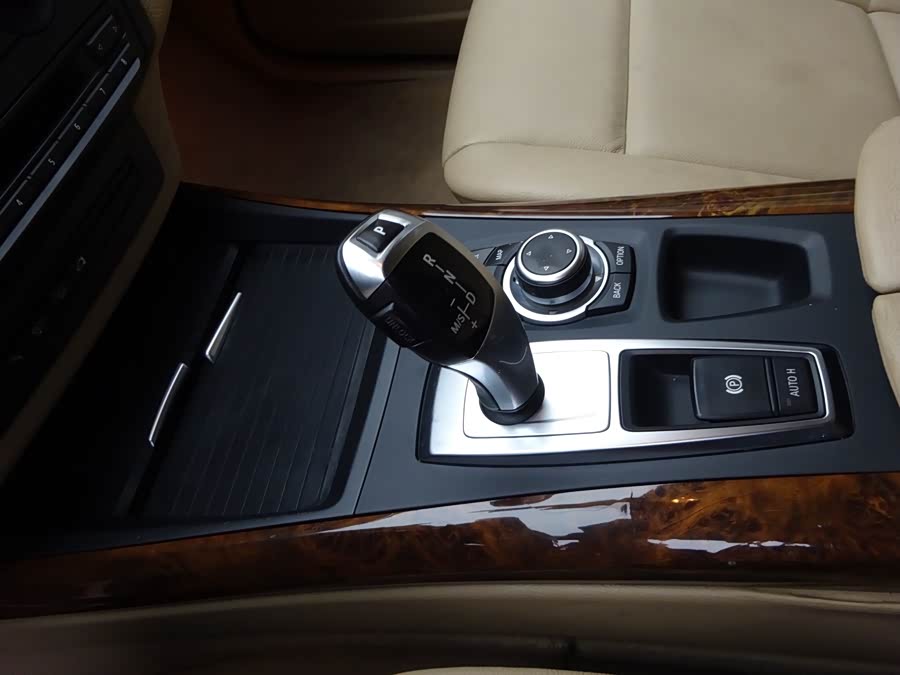 BMW X5 (Imported) 2011 imagen de coche #24