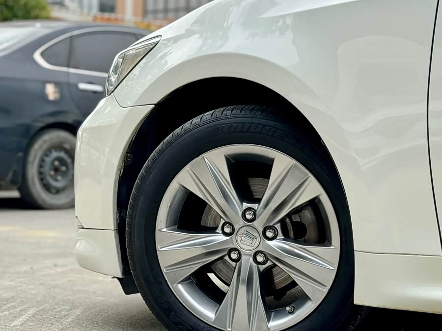 丰田 皇冠 2017 汽车图片 #24