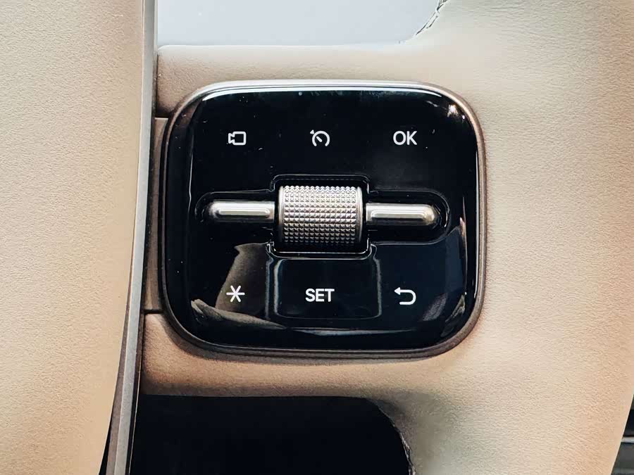 理想汽车 理想i6 2025 汽车图片 #24