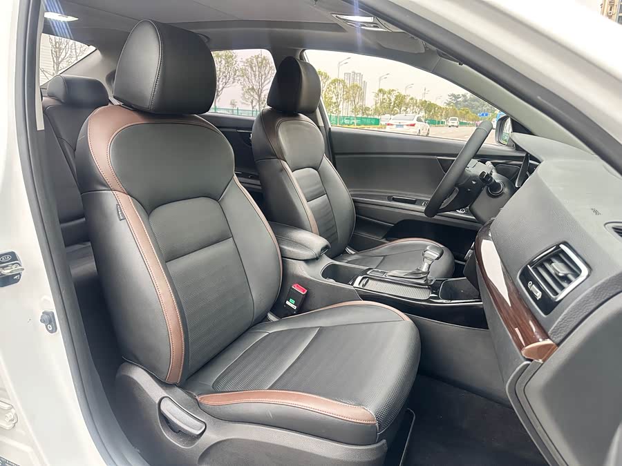 Kia K5 2018 imagem de carro #24