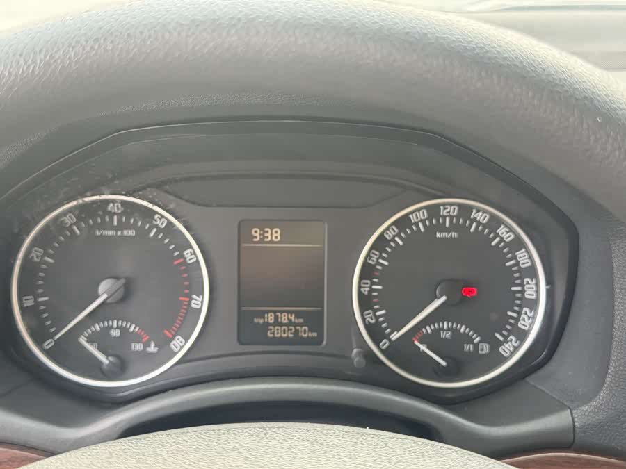 Skoda Octavia 2013 car image #24
