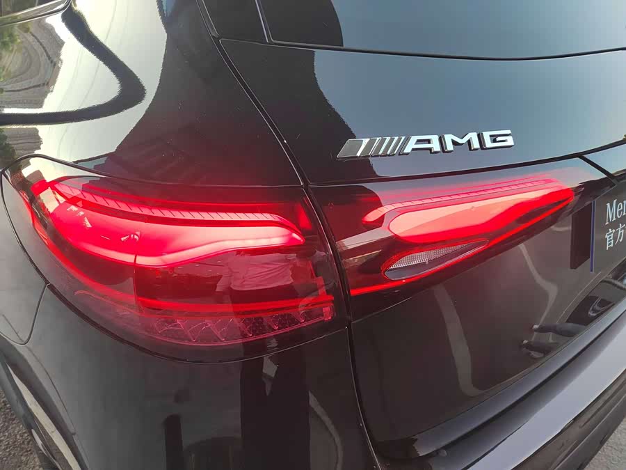 Mercedes-Benz GLC AMG 2025 imagem de carro #24