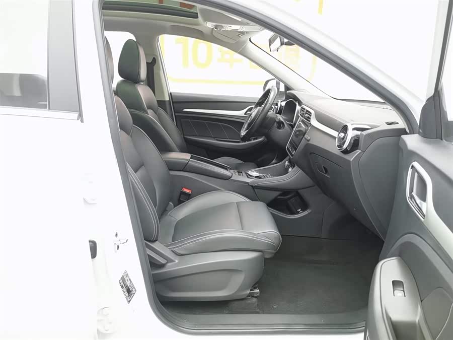 MG EZS Electric 2019 #24 MG EZS Electric 2019 car image #24