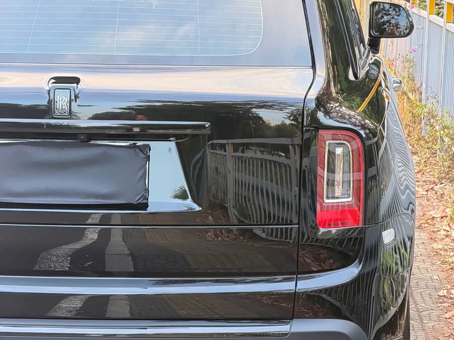 劳斯莱斯 库里南 2025 汽车图片 #24