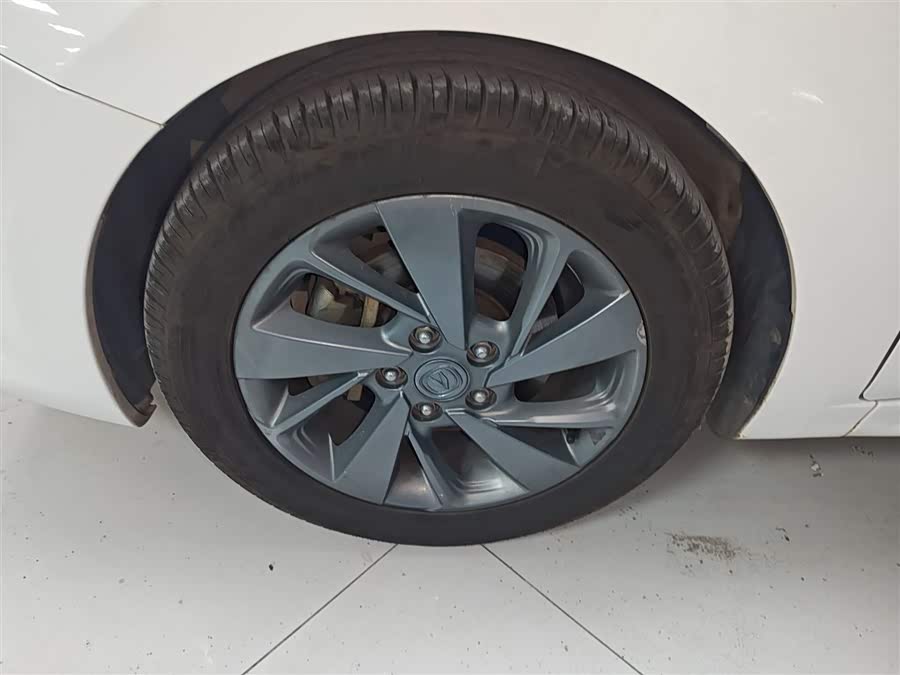 Changan Eado DT 2019 car image #24