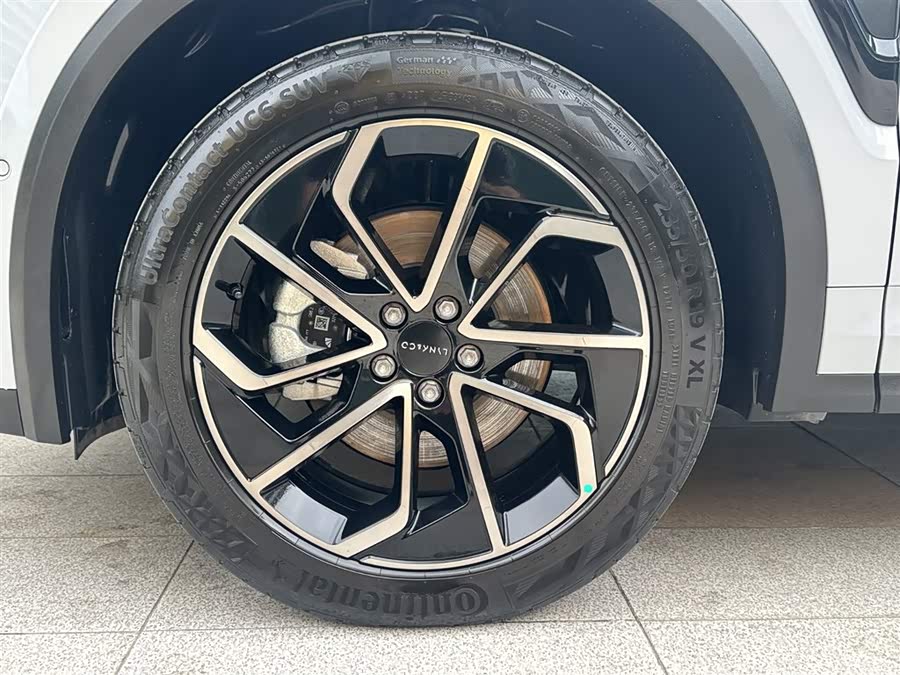 Lynk & Co 01 2022 image de voiture #24