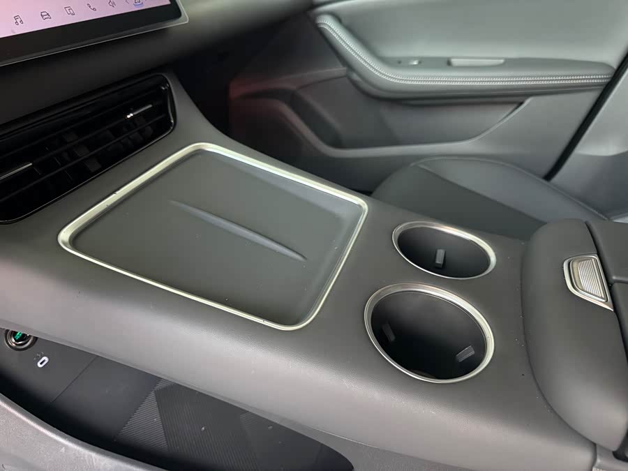 Forthing S7 2025 #24 Forthing S7 2025 صورة سيارة #24