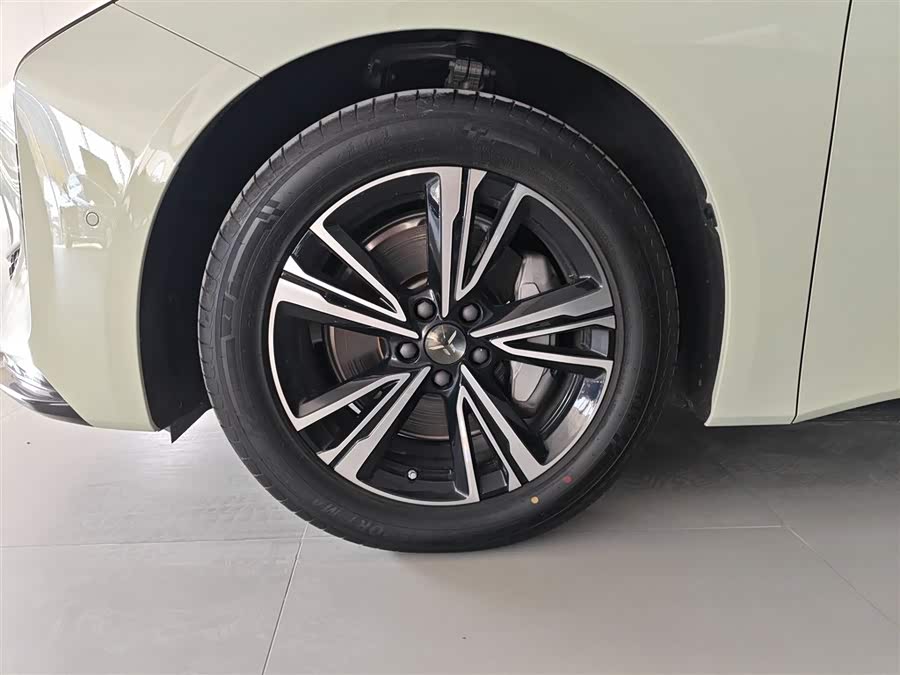 HongQi EH7 2024 #24 HongQi EH7 2024 immagine di auto #24