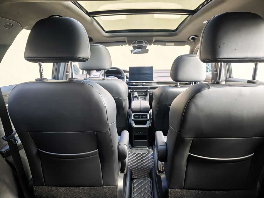 GEELY Okavango L 2025 immagine di auto #24