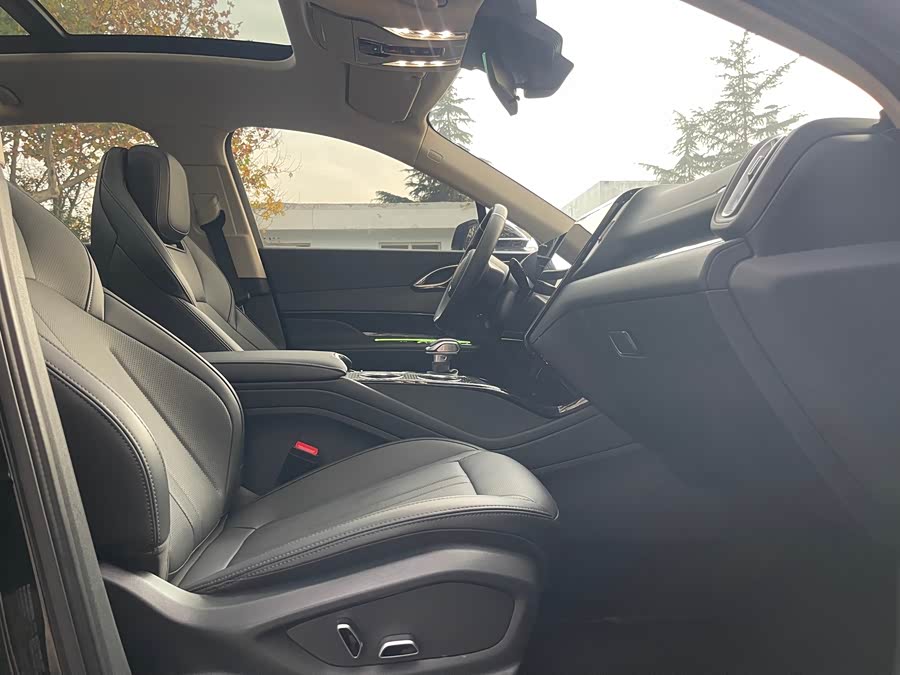 HongQi HS3 PHEV 2024 car image #24